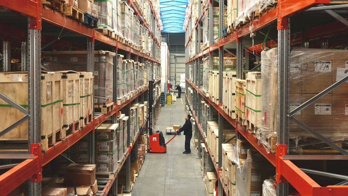 almacen-logistico-1